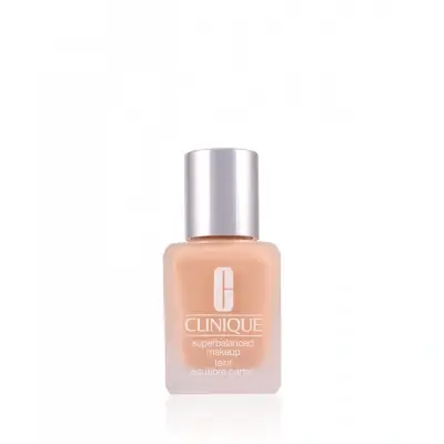 Clinique Superbalanced Makeup CN 42 Neutral 30 ml