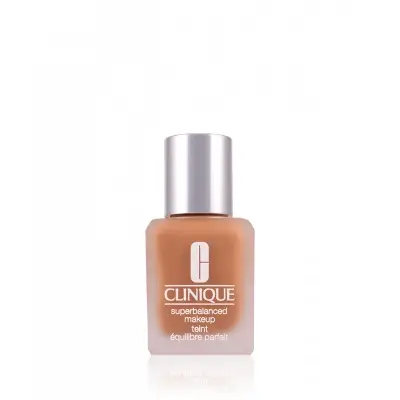 Clinique Superbalanced Makeup WN 114 Golden 30 ml