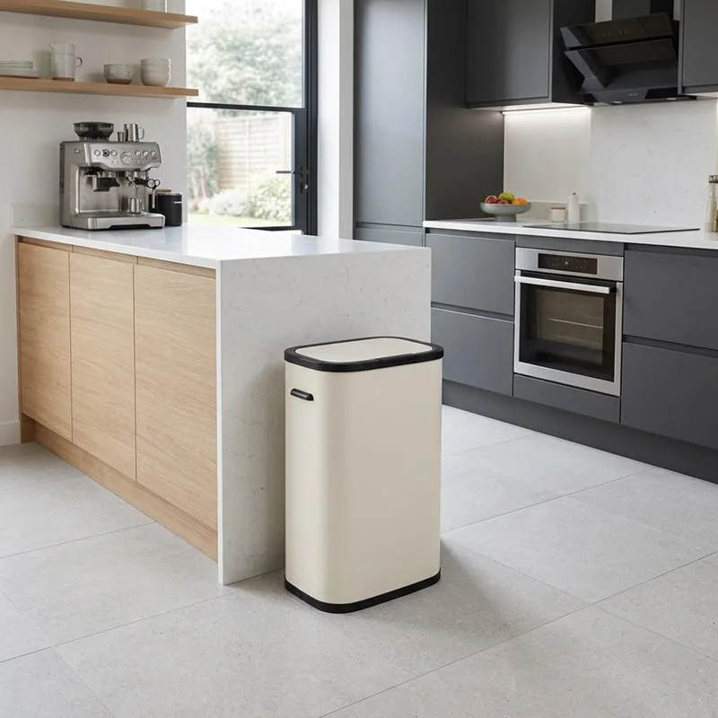 Prullenbak met drukdeksel - 60 liter - crème-wit