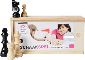 Schaakstukken in kist No.3