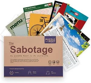 Unieke Escape Room In Een Envelop | Geweldig Voor Groepen - Families & Vrienden | Perfect Voor Spellenavond | Escape Room In Een Doos | Puzzel Mysteriespel - De Sabotage