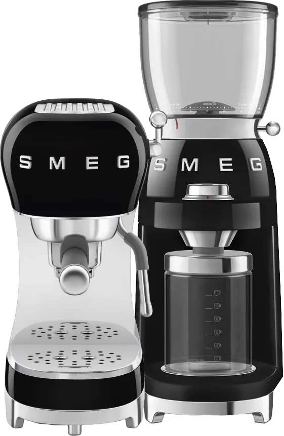 SMEG ECF02BLEU Zwart + koffiemolen