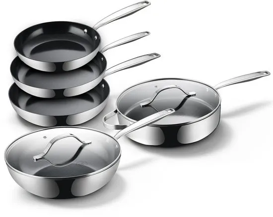 BE Living RVS Pannenset 5-delig - Ø 20, 24 & 28 cm Koekenpannenset + Ø 28 cm Hapjespan + Ø 28 cm Wokpan met Deksel - Keramisch - Inductie Pannen - PFAS Vrij Anti Aanbak - Essential Series