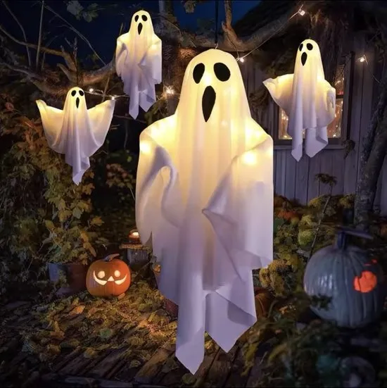 Halloween Decoratie - Halloween spook - Spook Met Verlichting - Licht - Decoratie - Hangende Geest - Wit - Led Verlichting met 3 functies - Inclusief batterijen - Binnen & Buiten Decoratie - Armpjes Buigzaam - 50 cm